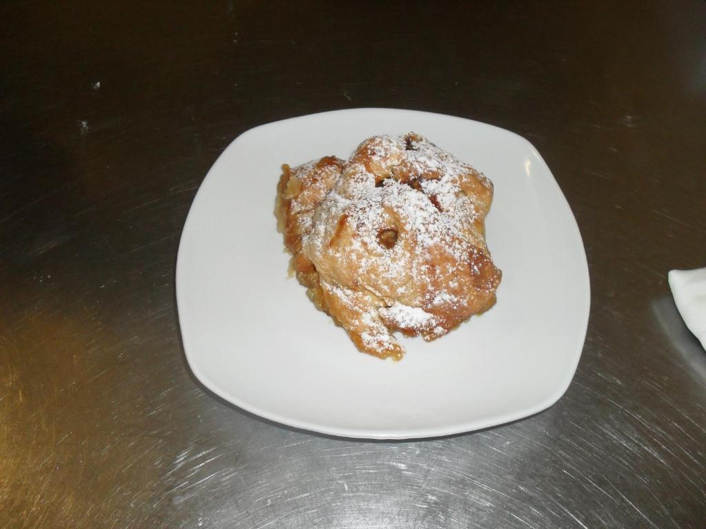 Albergo Ristorante Olimpia อับบาเดียซานซัลวาตอเร ภายนอก รูปภาพ